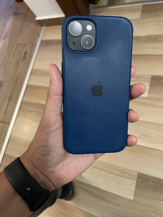 iPhone 13 128gb + Apple Watch SE(2022)