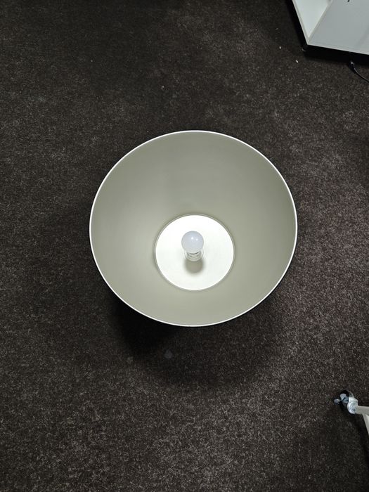 Corp iluminat suspendat tip pendul