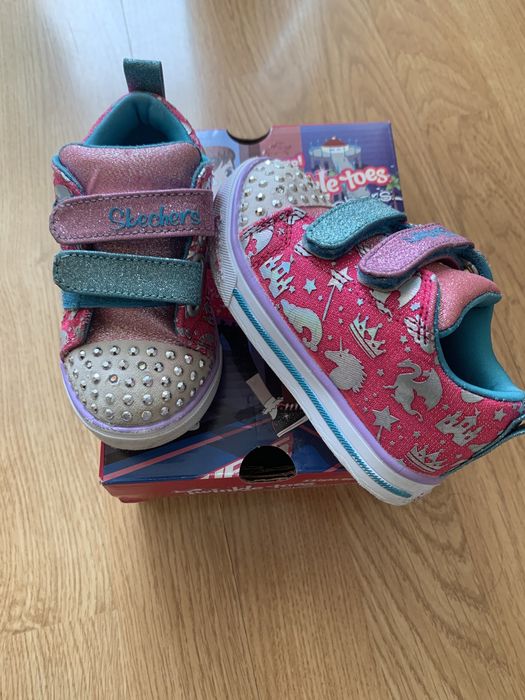 Tenesi Skechers m 22