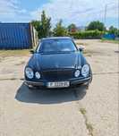 Mercedes Benz автомобил