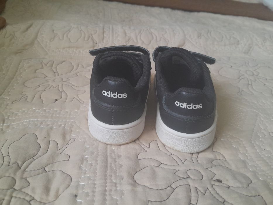 Incaltaminte Adidas și Nike, mărime 23.5