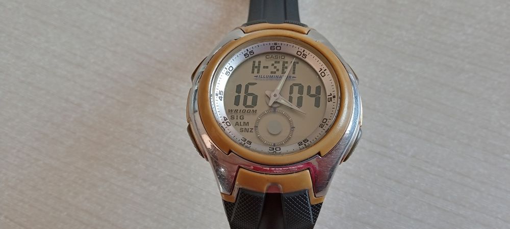 Мъжки часовник Casio AQ-160 Illuminator