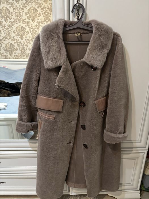 Продам шубку овчина с норковым воротником