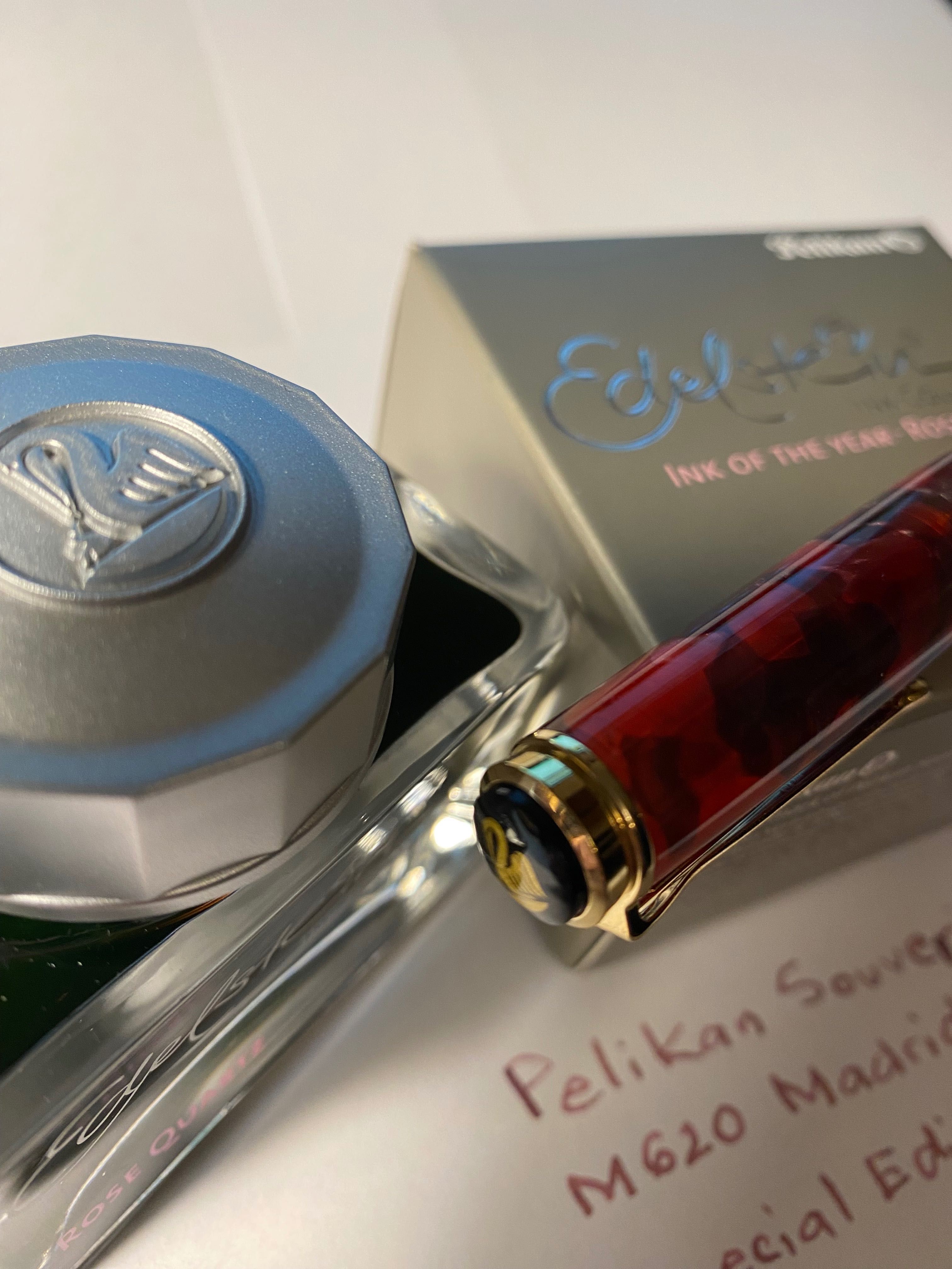 Stilou Pelikan Souveran M620 City Series Madrid SE, penita B, aur 18k