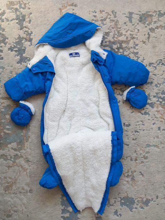 Combinezon iarna marimea 68 băiat