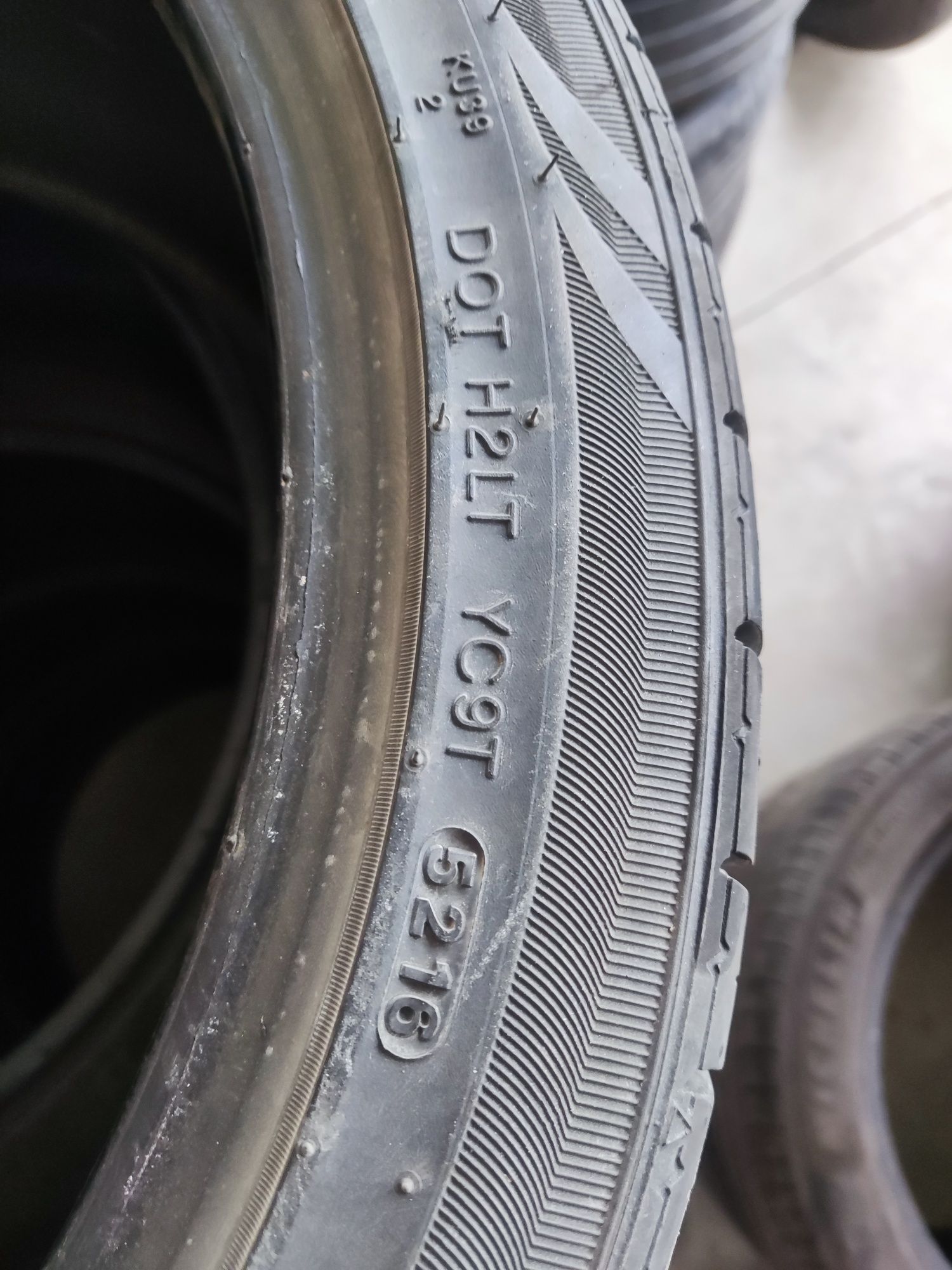 215/40/17 KUMHO ECSTA Sport