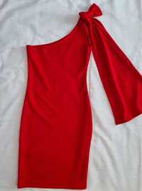 НОВА червена рокля