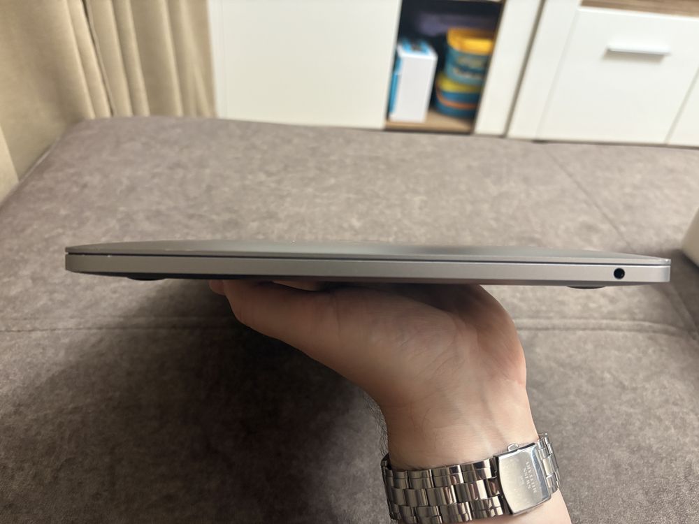 Macbook Pro A1708 128gb