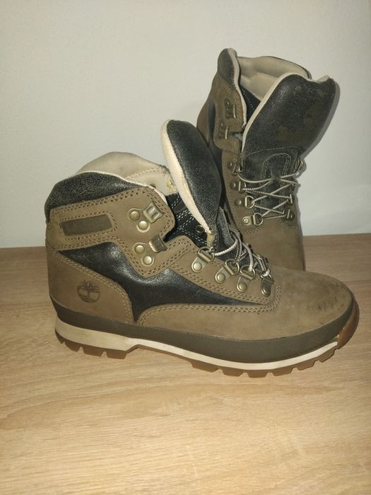 Ghete Timberland damă nr.39
Damă nr.39