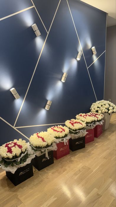 продам цветы буквы розы