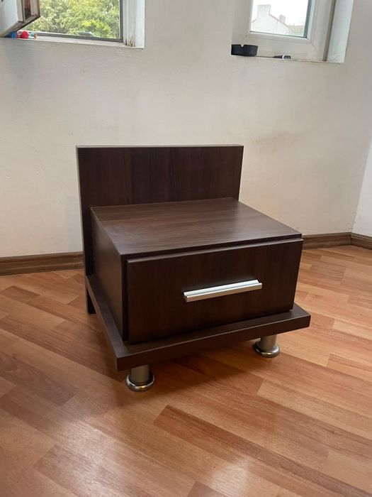 Vând noptiere stare și calitate excelenta