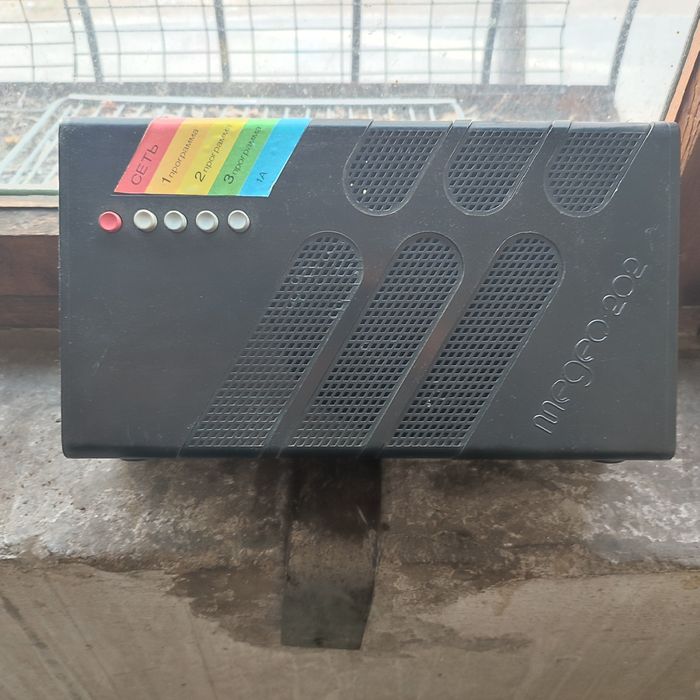 Продам трёх программный радио приемник   " "Медео",  1988 г. выпуска