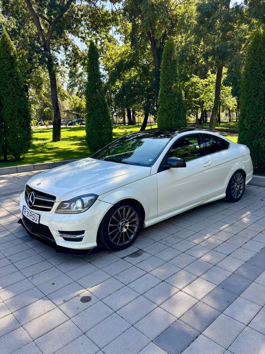 Mercedes-Benz | C-class W204 Facelift | 2.2 Diesel | 2011 | C63 Look |