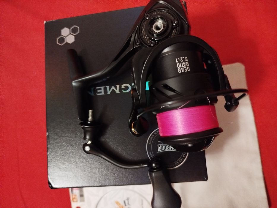 Mulineta Carbon Kingdom Tegmen 2000s 143g+150m fir textil de 0.2.