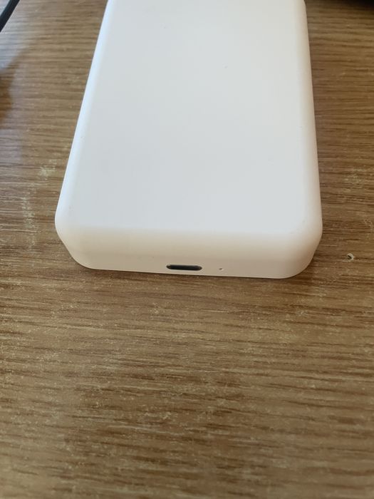 Vand baterie externa iphone