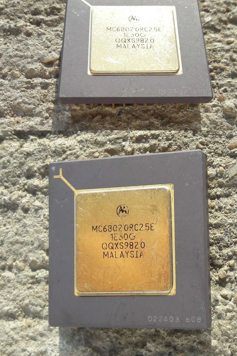 Procesor de colectie - Motorola  MC68020RC25E 25MHz