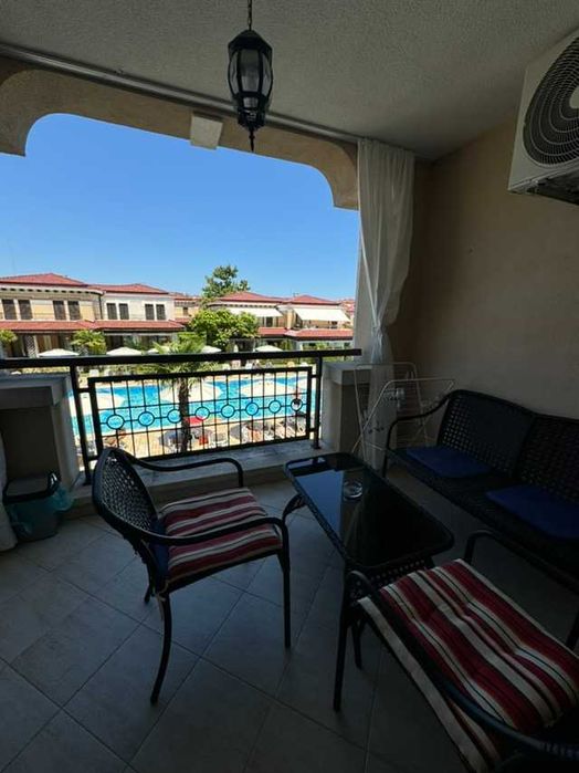 Ново модерно  ремонтирано студио в луксозния комплекс Грийн- Лайф