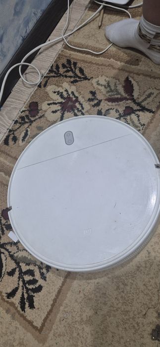 Продам робот пылесос
