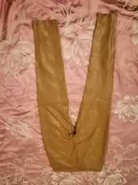 Pantaloni piele Zara