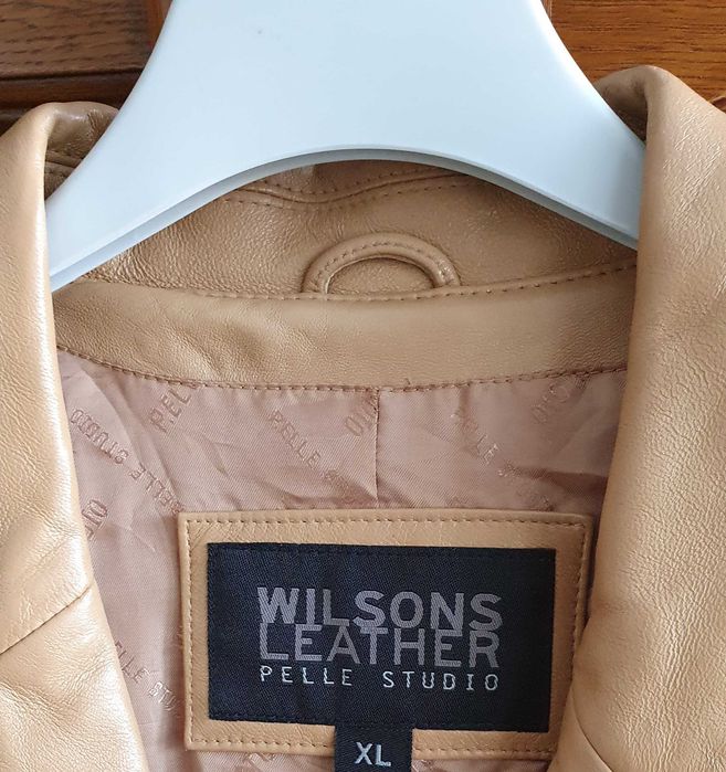 Vând haină noua din piele bej, midi, mărimea XXL