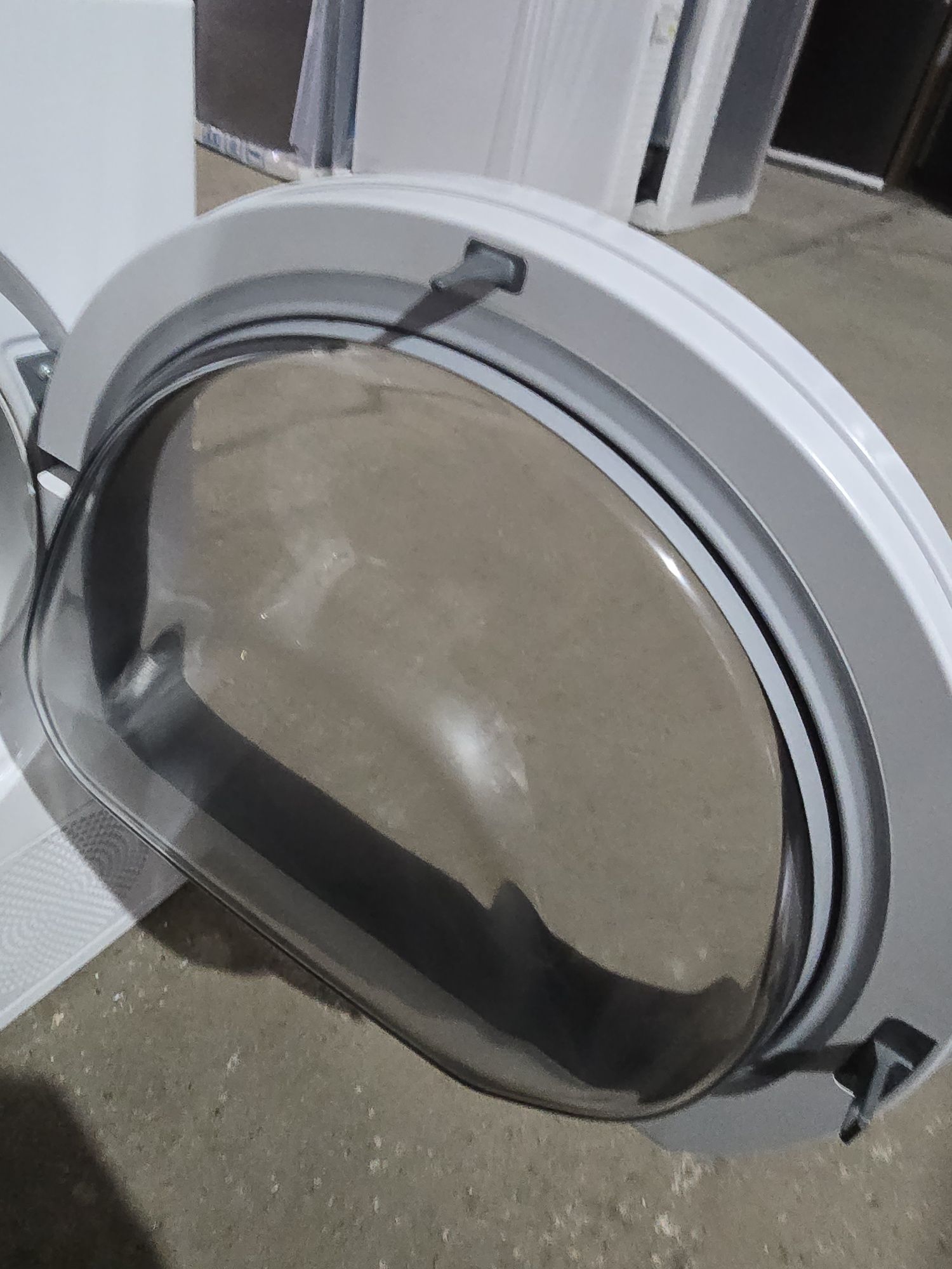 А++ Инверторна самопочистваща сушилня с термопомпа Сименс/Siemens 8 кг
