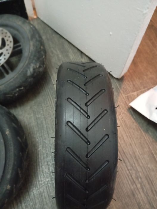 Cauciucuri trotineta noi 8 1/2x2