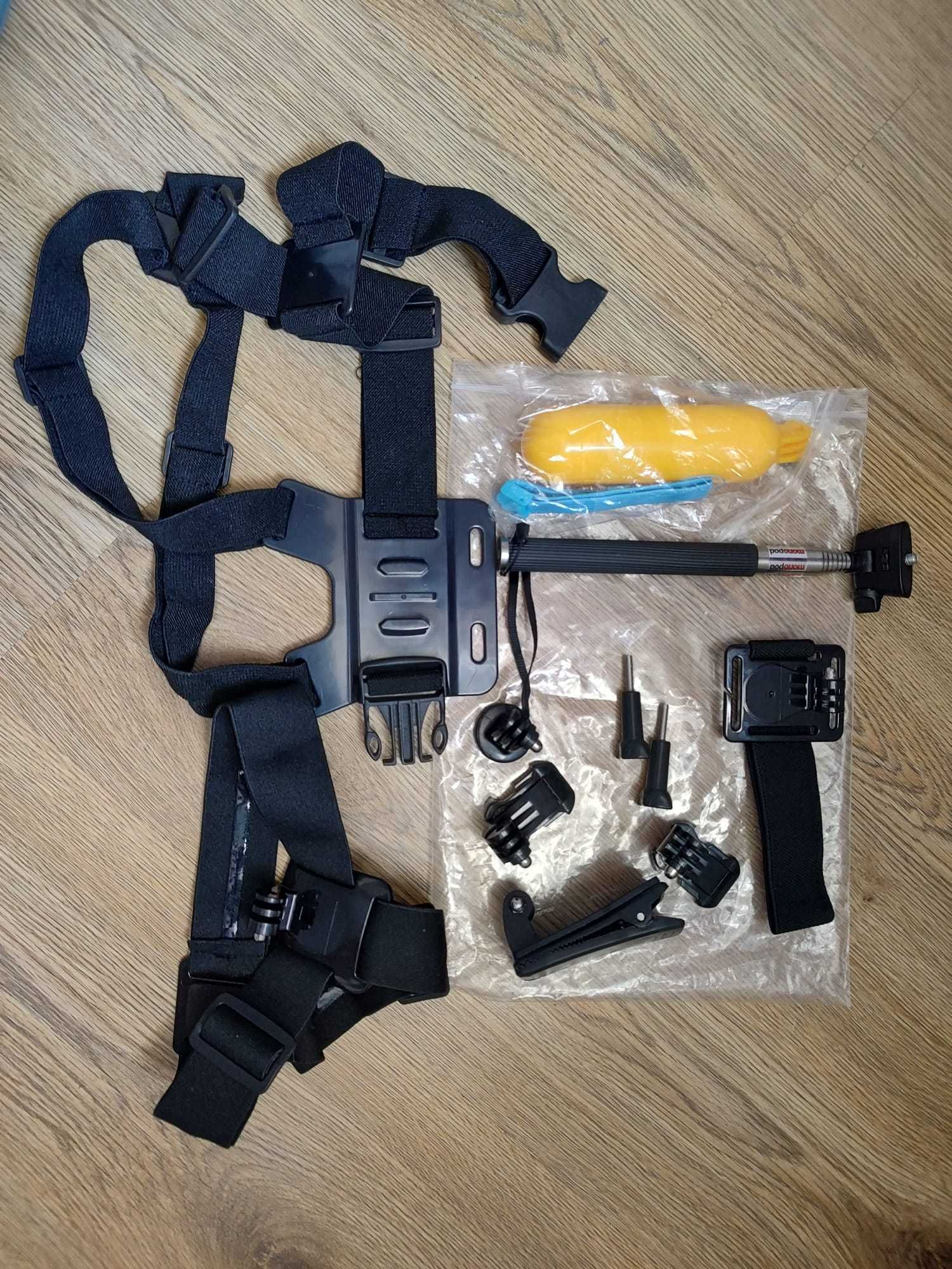 GoPro Hero 12 Black + card SanDisk ExtremePro 256 Gb + accesorii
