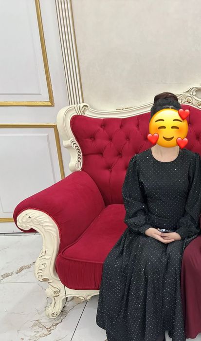 Продаю красивое чёрное платье