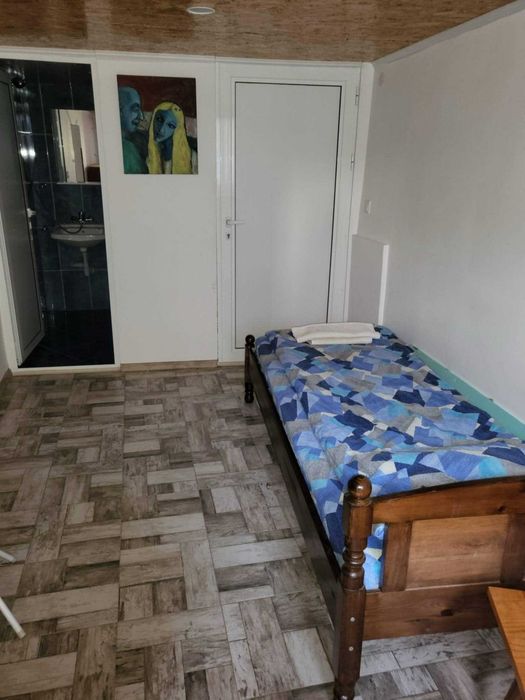 Дава се под наем Къща в с. Дерманци, Област Ловеч - 170 кв.м за 51 € - Снимка #4