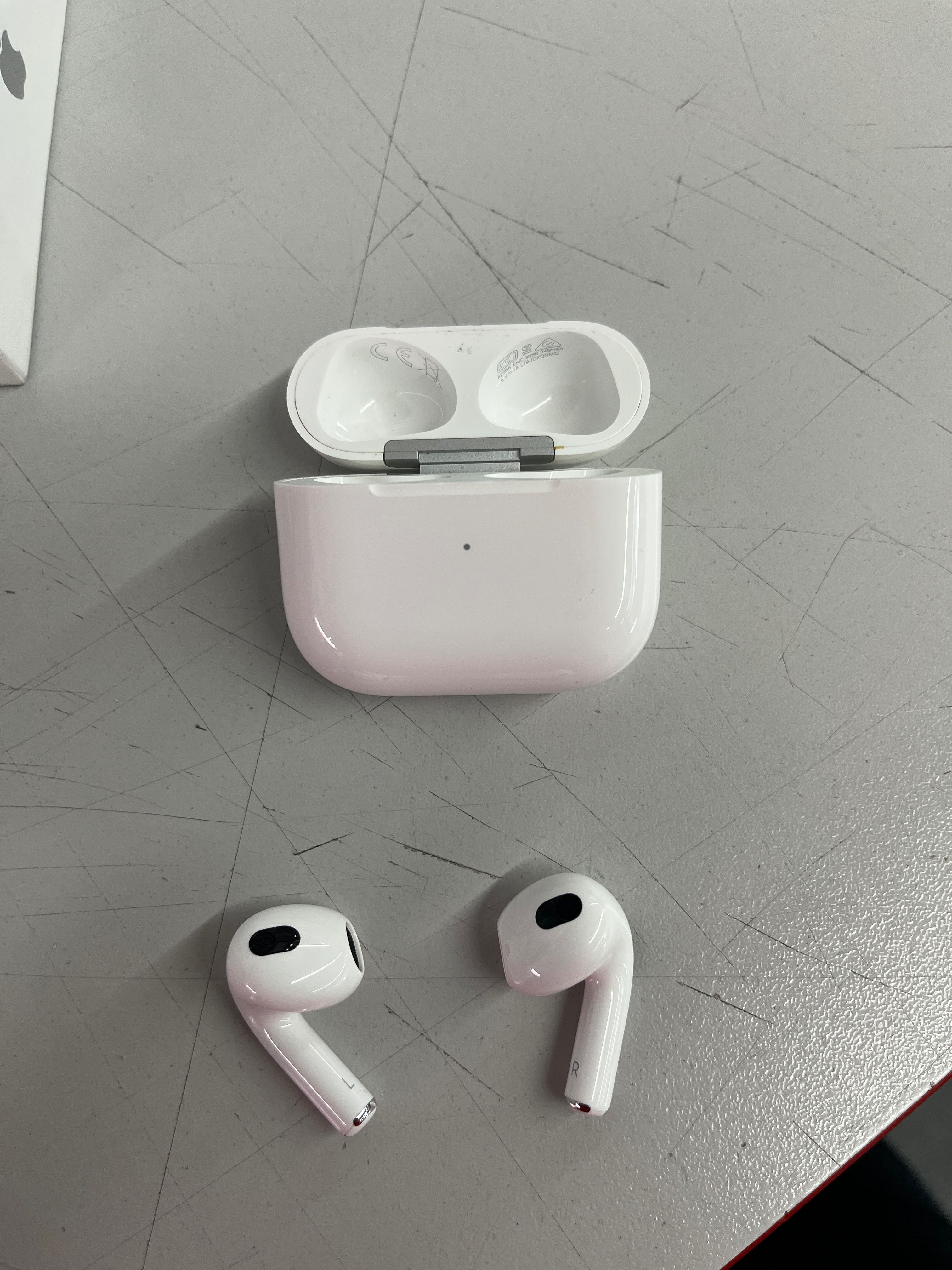 Airpods 3 Gen с гаранция