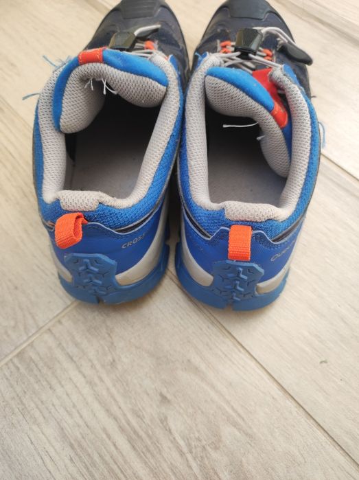 Есенни обувки Декатлон