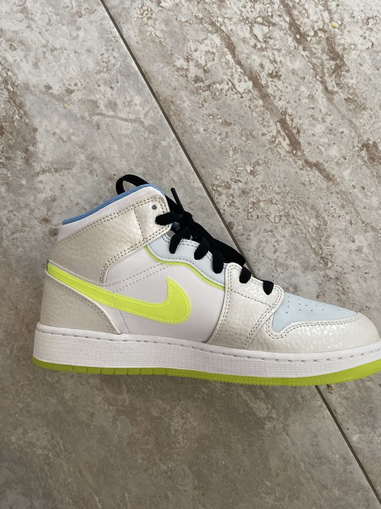 Обувки Air Jordan 1