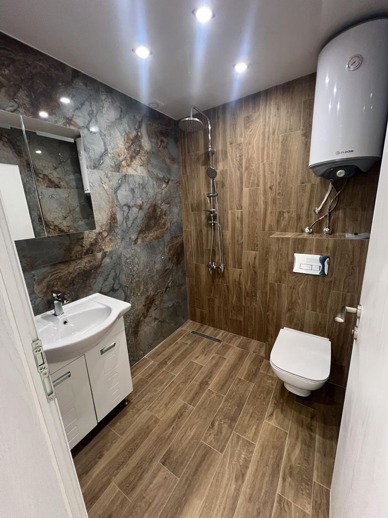Продава се Двустаен апартамент в Казанлък - 50 кв.м за 1785 €/кв.м - Снимка #3