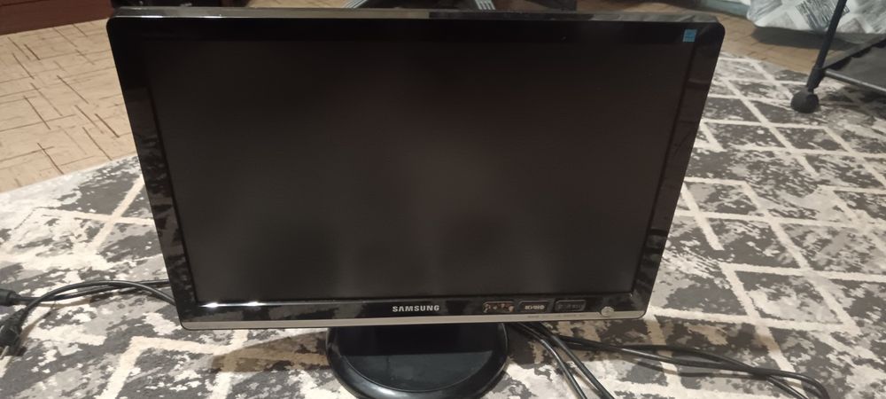 Монитор 21.6 Samsung Syncmaster 223BW (VGA, DVI)