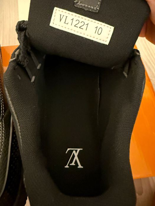 louis vuitton sneaker black size 44