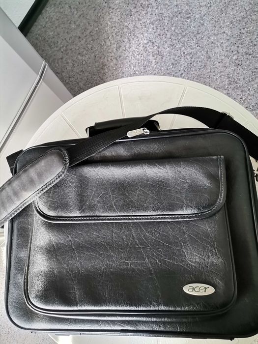 Кожена чанта за лаптоп, опригинална, голяма, удобна, естествена кожа