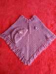 Set poncho și băscuță croșetate HandMade