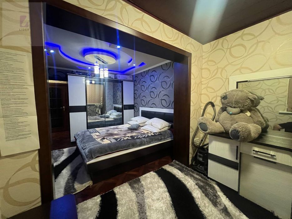 Продается 4х комнатная квартира. Фрунзе, Хамкорбанк.