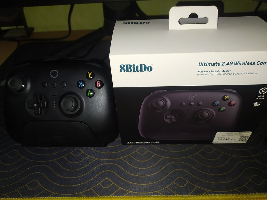 Геймпад 8BitDo Ultimate 2.4G Wireless Controller