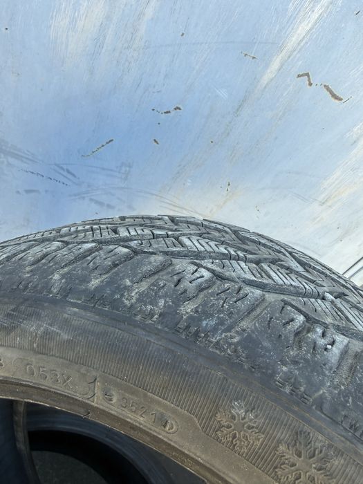 18 гуми 245/40/18