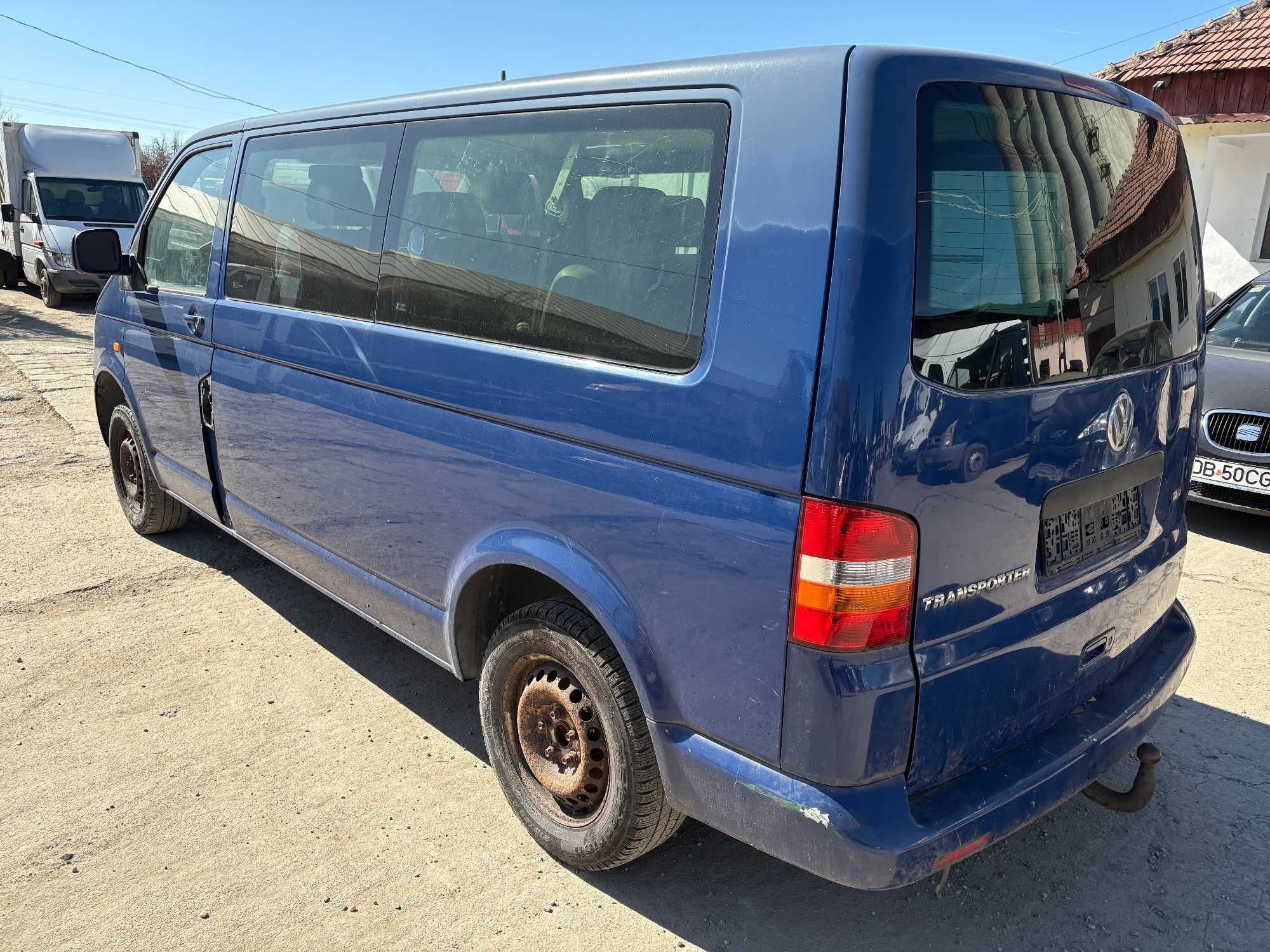 BANCHETA 3 locuri ,Scaun Volkswagen TRANSPORTER T5 BUS 8+1 2.5TDI 2007