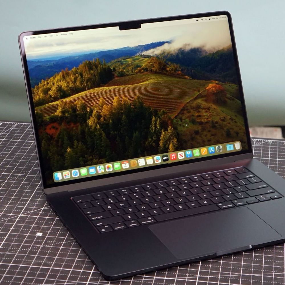 Macbook M3 air 256/16