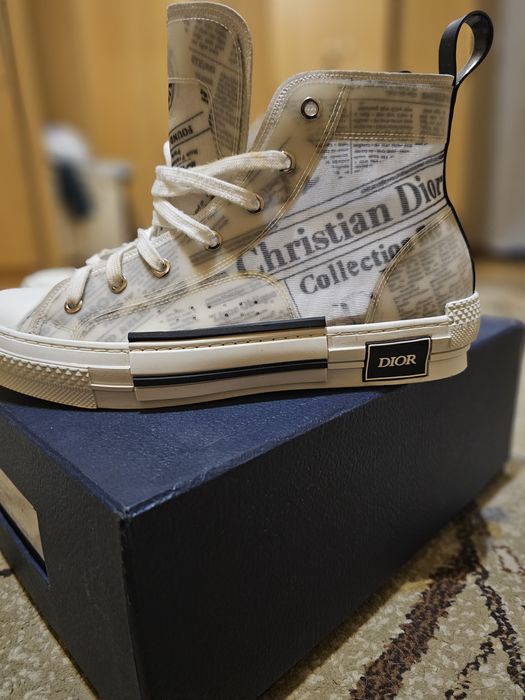 Vând dior b23 model rar