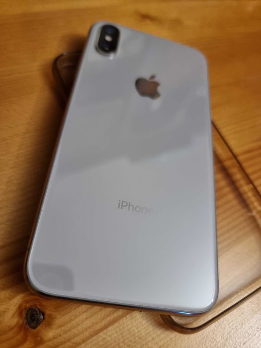 iPhone X telefon 256GB pe iOS 16.7.5