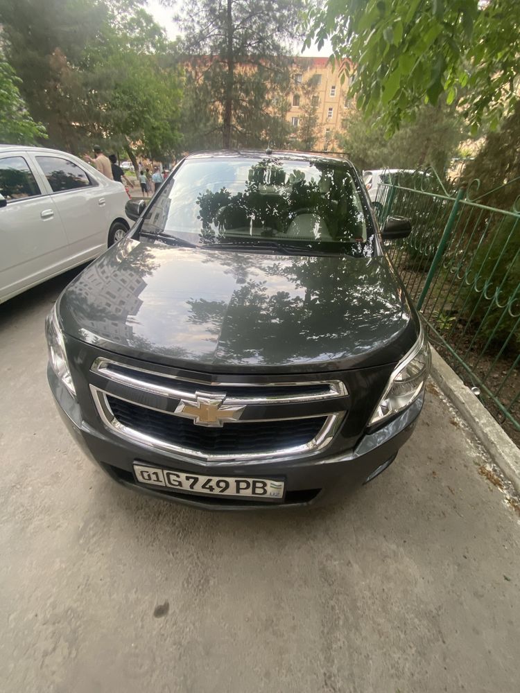 Продам chevrolet cobalt автомат 4 позиция 2021г. 34500км