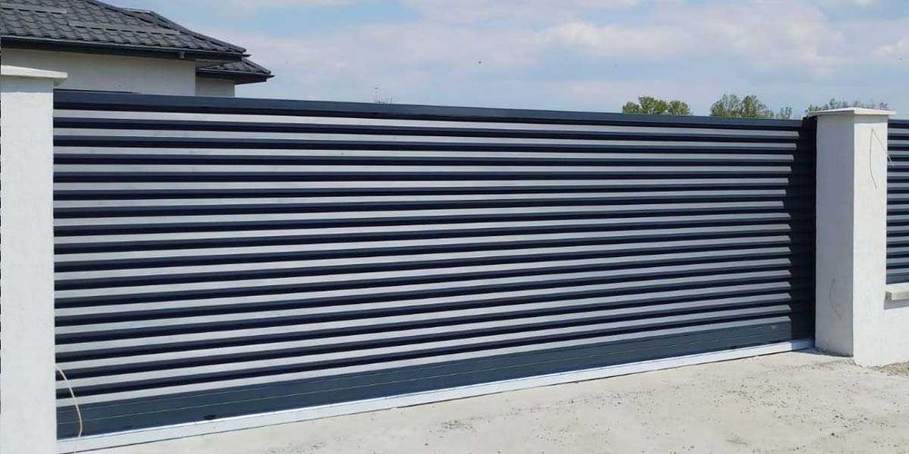 Vand garduri din sipca metalica, panou jaluzele, tabla, plasa, BCA