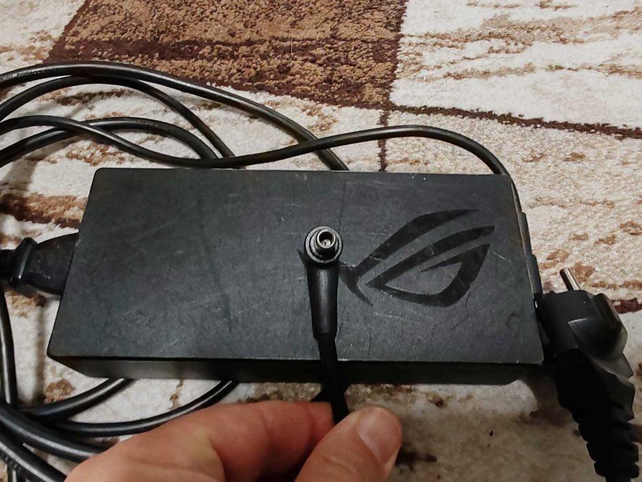 Alimentator ASUS 230W ADP-230GB