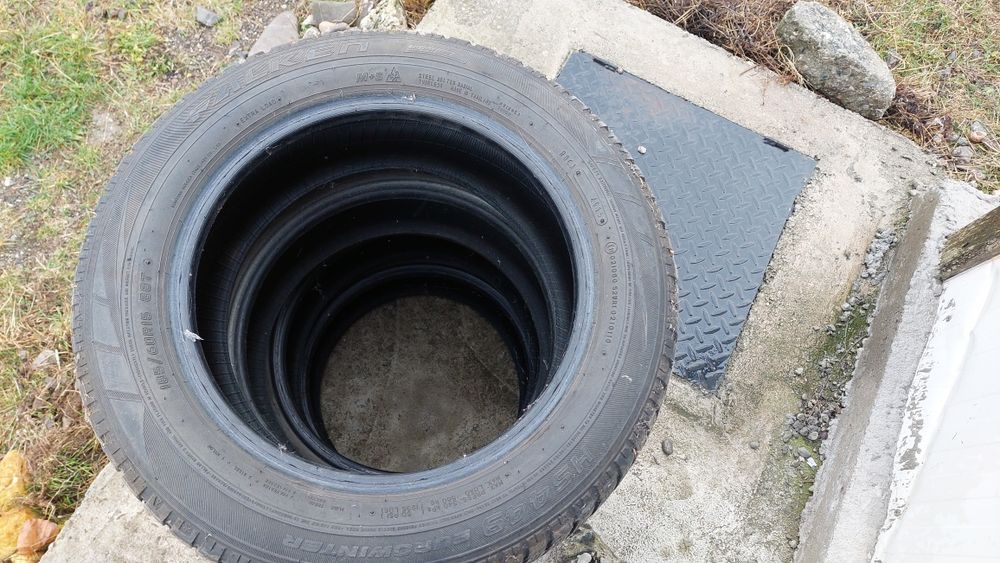 4 anvelope iarna m+s  185x60R15