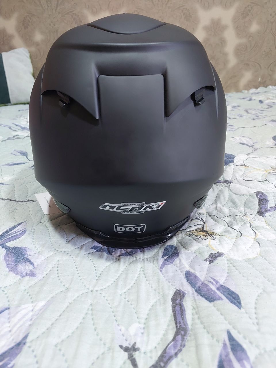 Продаю шлем новый Размер М