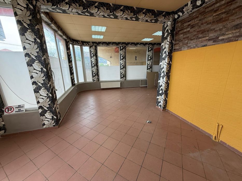 Ofer spre închiriere Spatiu Comercial Zona Closca Liceul German